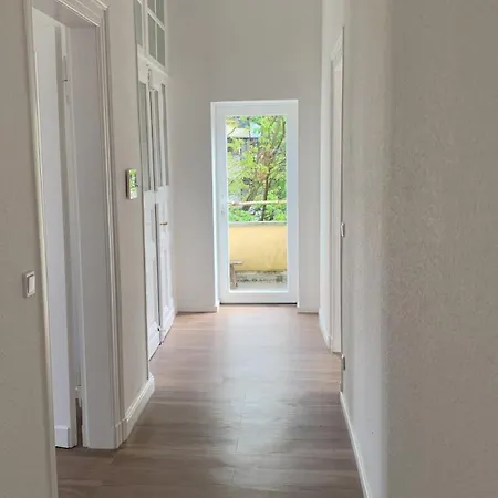Ombak House Im Bergischen 公寓